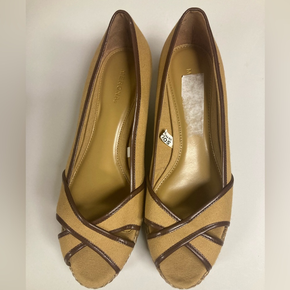 Merona Women's Brown and Tan Espadrilles